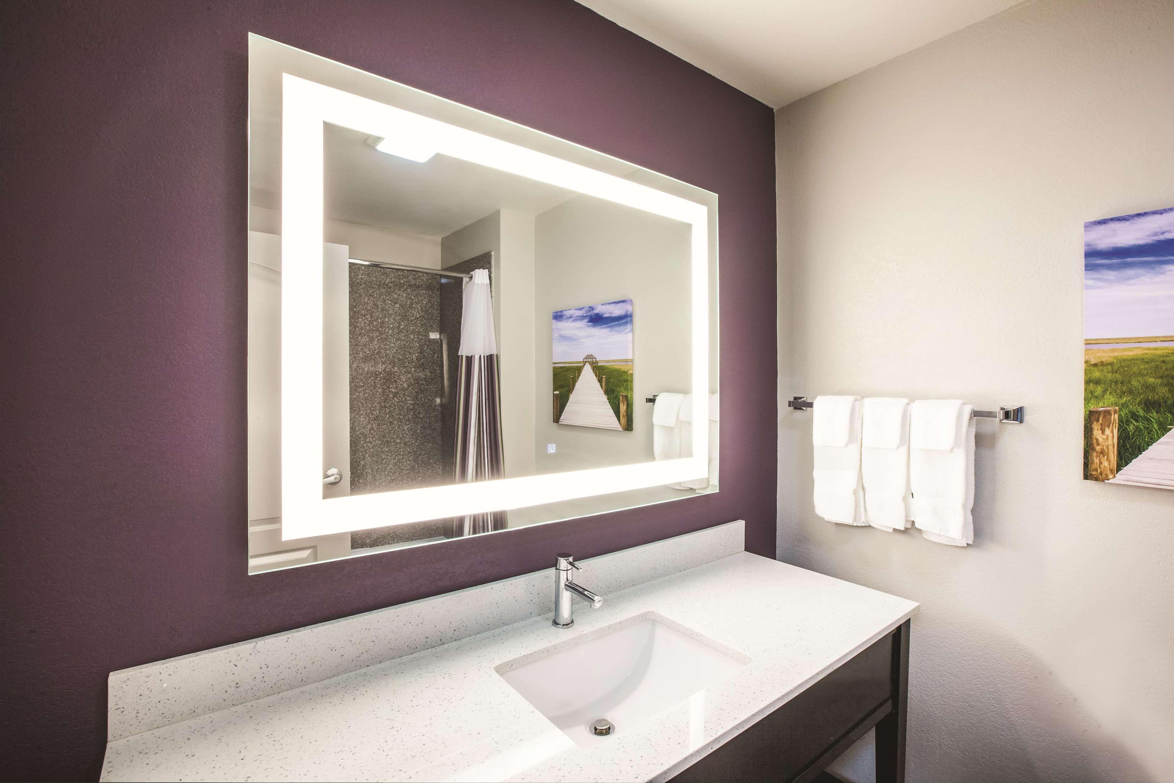 La Quinta By Wyndham Walker - Denham Springs Hotel Bagian luar foto
